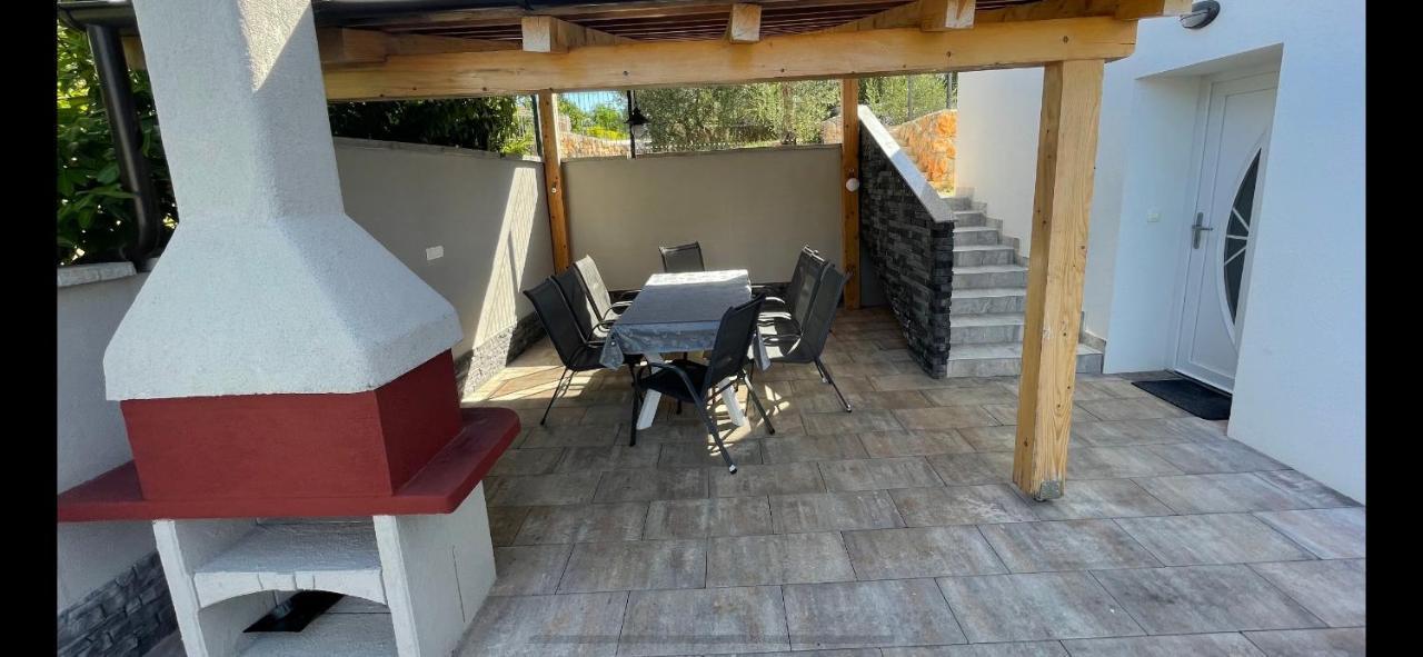 Villa Mira ***** Pinezici  Ngoại thất bức ảnh