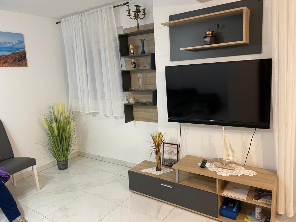 Villa Mira ***** Pinezici  Ngoại thất bức ảnh