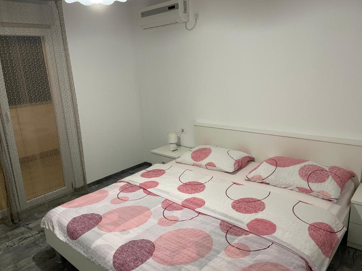 Villa Mira ***** Pinezici  Ngoại thất bức ảnh